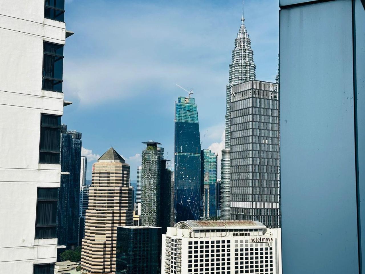 Summer Suites Klcc By Purple Orchid Kuala Lumpur Exterior photo